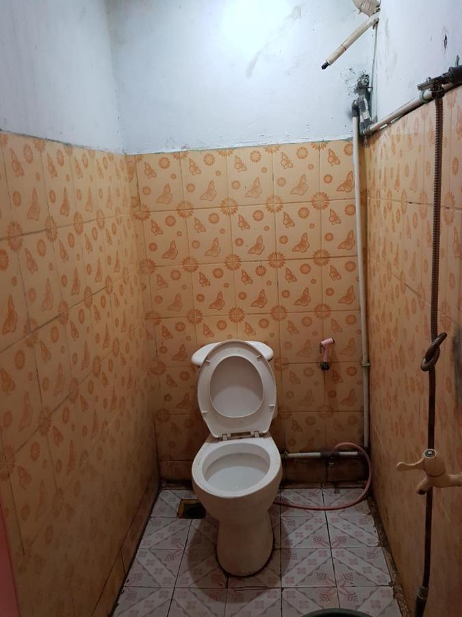 Hotel Alifah 1 Syariah Rawabokor Dua エクステリア 写真