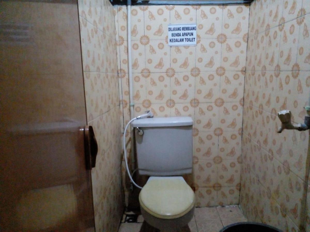 Hotel Alifah 1 Syariah Rawabokor Dua エクステリア 写真